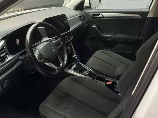 Volkswagen T-Roc para alquiler en J&aacute;vea
