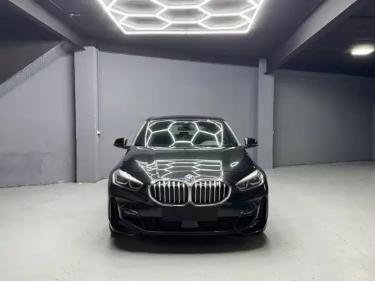 BMW 118i para alquiler en Espa&ntilde;a