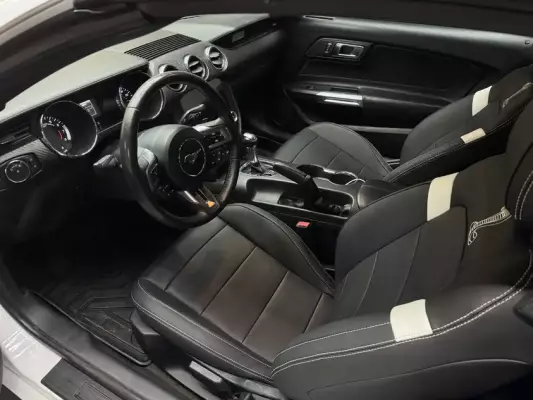 Ford Mustang para alquiler en Benidorm