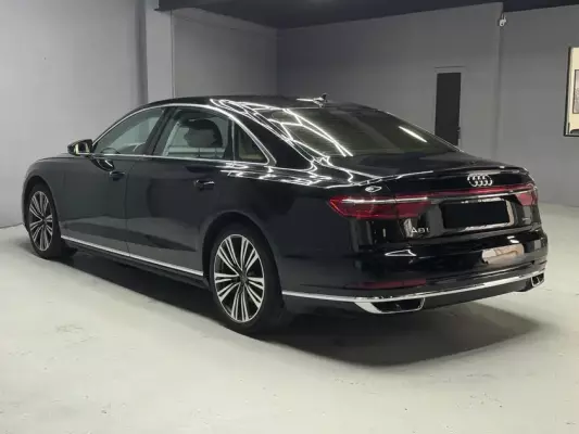 Audi A8 para alquiler en Espa&ntilde;a