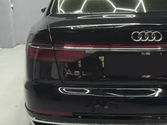 Audi A8 para alquiler en Espa&ntilde;a