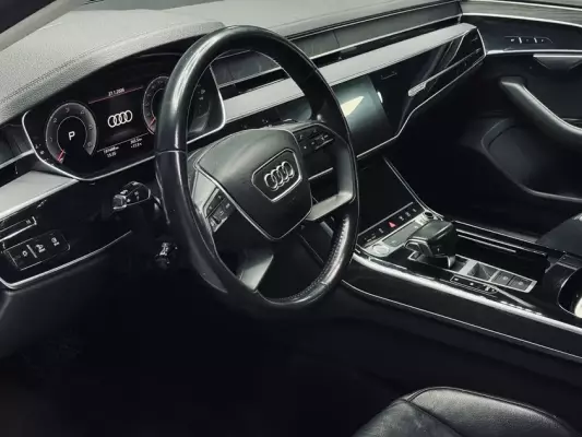 Audi A8 para alquiler en Espa&ntilde;a