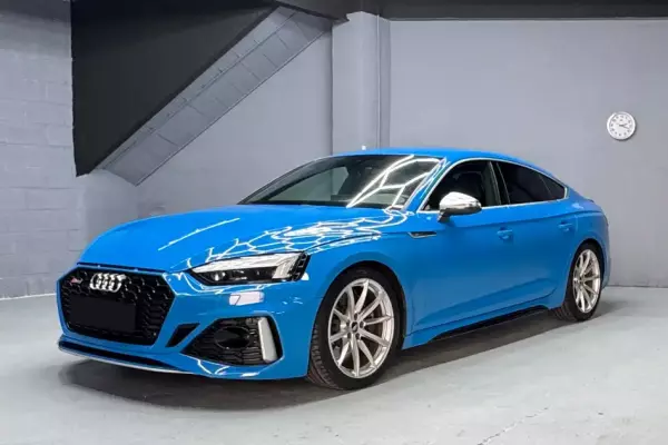 Audi RS5 para alquiler en Espa&ntilde;a