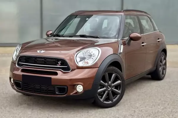 Mini Countryman para alquiler en Barcelona