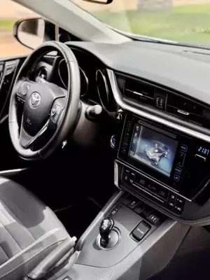Toyota Auris para alquiler en Espa&ntilde;a