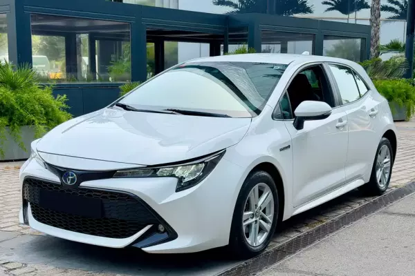 Toyota Corolla para alquiler en Blanes