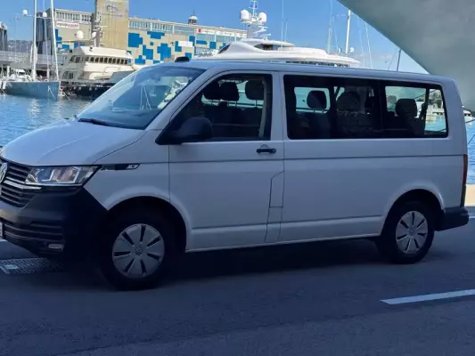 Volkswagen Transporter para alquiler en Espa&ntilde;a