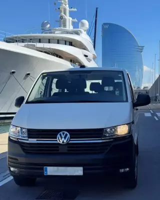 Volkswagen Transporter para alquiler en Espa&ntilde;a
