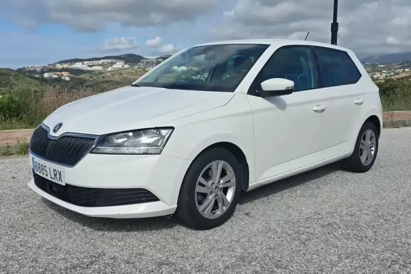 Skoda Fabia para alquiler en Fuengirola