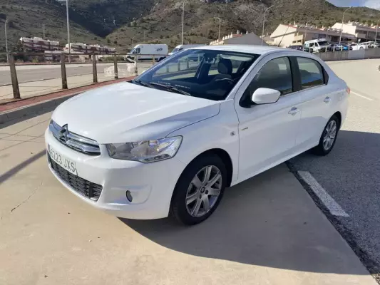 Citroen C-Elysee para alquiler en M&aacute;laga