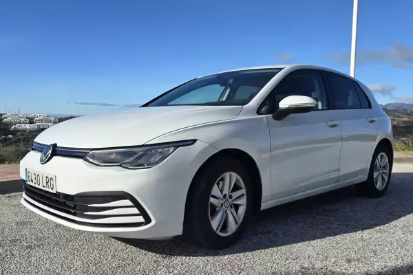 Volkswagen Golf para alquiler en Espa&ntilde;a