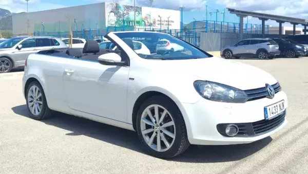 Volkswagen Golf para alquiler en Calvi&agrave;