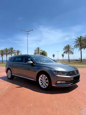 Volkswagen Passat para alquiler en Barcelona