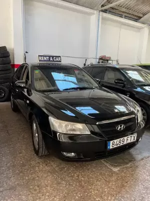 Hyundai Sonata para alquiler en Espa&ntilde;a