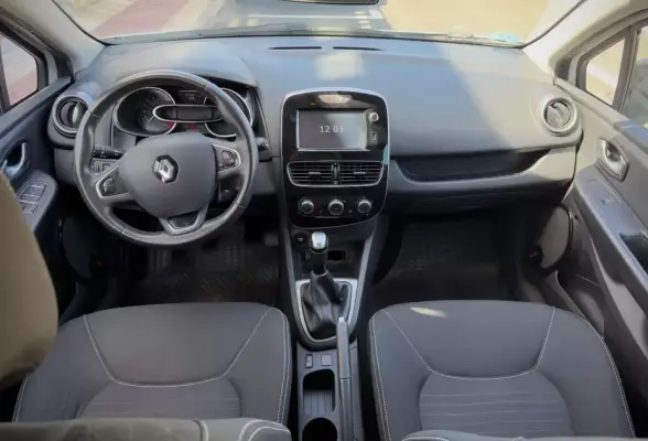 Renault Clio para alquiler en Adeje