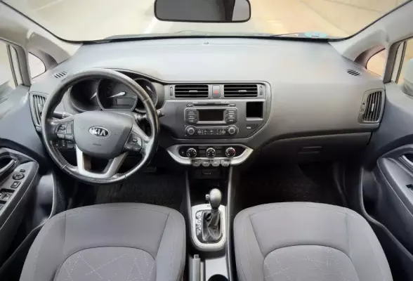 KIA Rio para alquiler en Adeje
