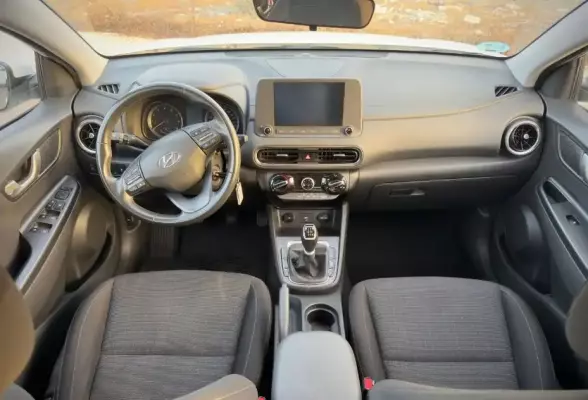 Hyundai Kona para alquiler en Santa Cruz de Tenerife
