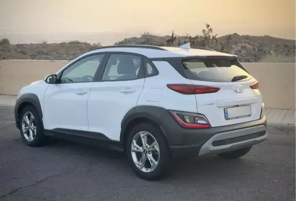 Hyundai Kona para alquiler en Santa Cruz de Tenerife
