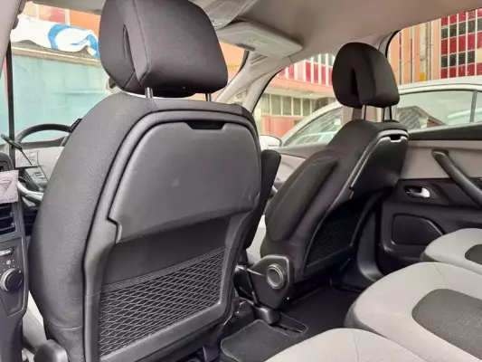 Citroen C4 Grand Picasso para alquiler en Girona